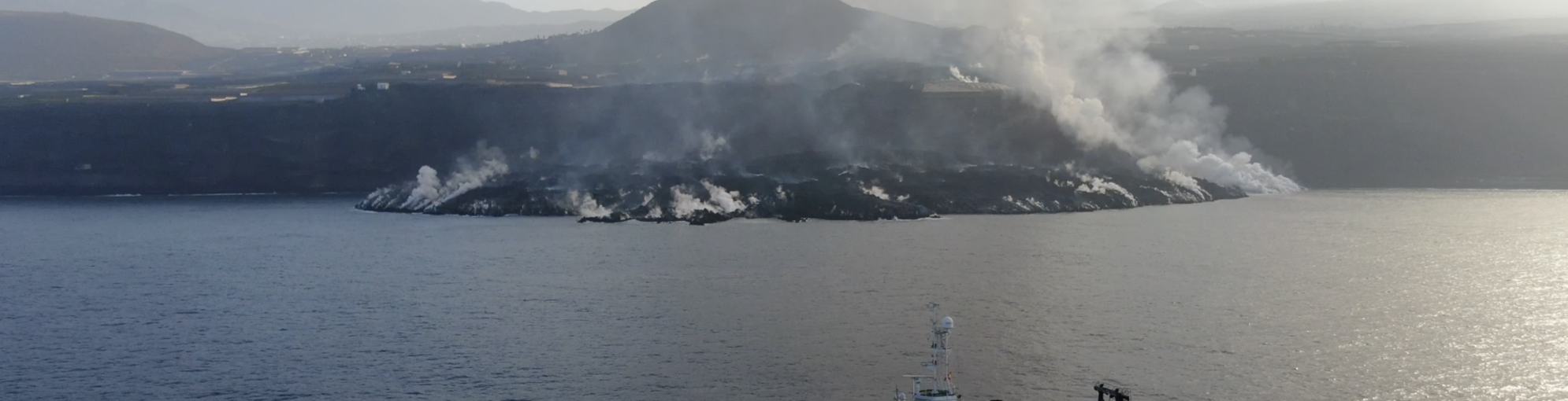 CoSV webinar series: Physical-chemical perturbations and biological response over the two most recent eruptions registered in the Canary Islands: Tagoro submarine volcano (El Hierro) and Cumbre Vieja (La Palma)